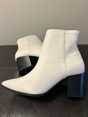 Aldo White Leather Pointed Ankle Booties with Block Heel Size